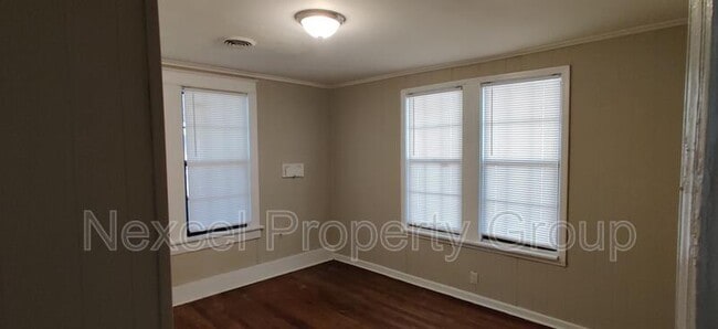 Photo - 580 Josephine St