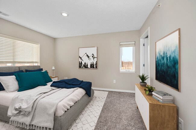 Photo - The Summit Apartments