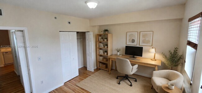 Photo - 11050 SW 196th St Unit 408