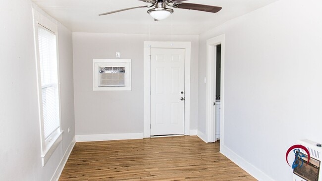 Photo - 1 bed 1 bath Garden District Studio Apartment