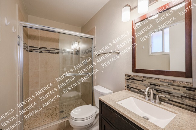 Photo - 2156 E Yale Dr