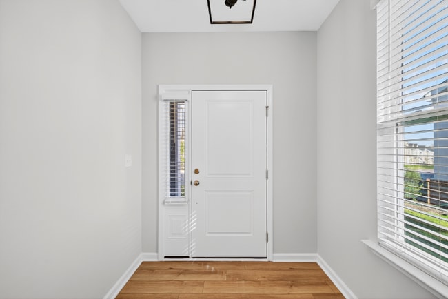 Photo - 315 Chesapeake Cmns St