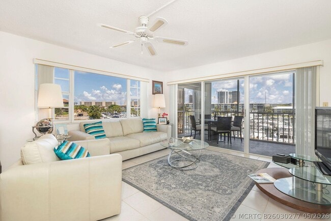 Photo - 907 Marina Dr Unit 310