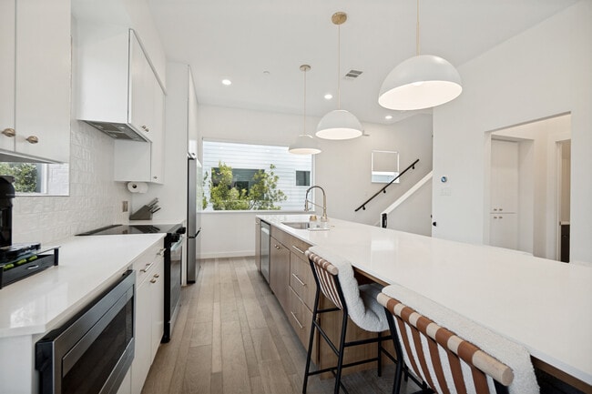 Cocina - 5018 Bryan St