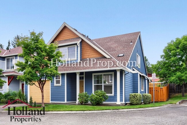 Photo - Beautiful 3-Bedroom Home with Covered Patio & Fenced Yard