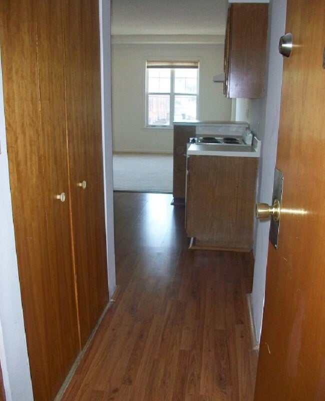 Photo - 2002 Greene St