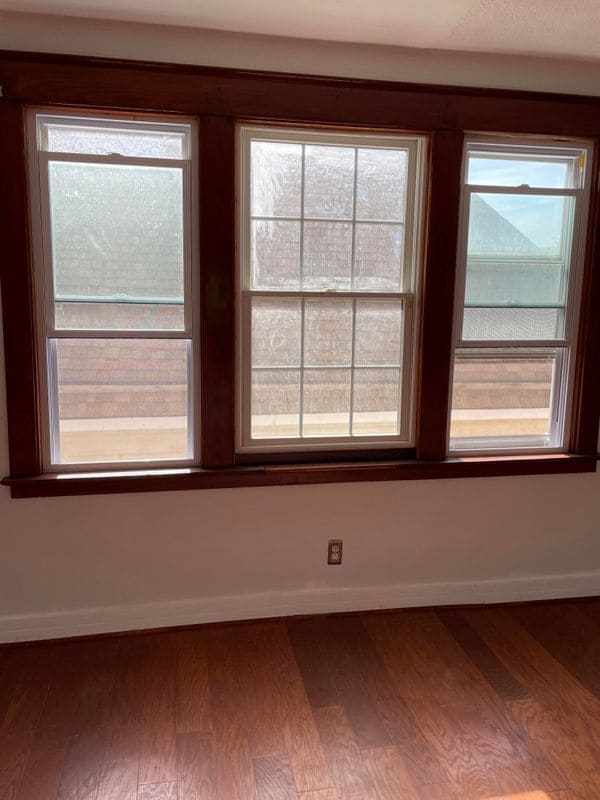 Building Photo - 2015 Genesee St Rental
