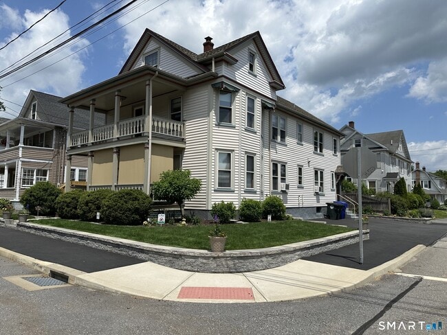 Photo - 76 Lorenzo St