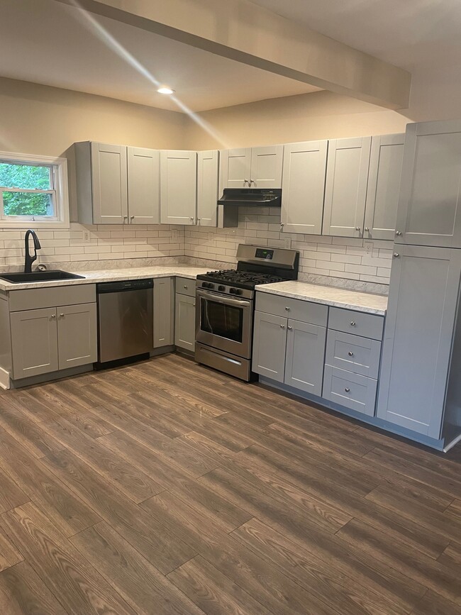 Photo - 8380 Vidette St