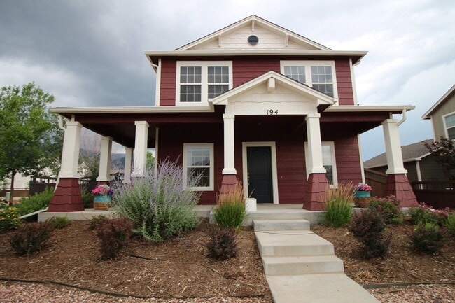 Photo - Beautiful 3bdrm 3bath home in Gold Hill Mesa