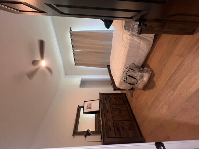 310 E Front St Unit 1