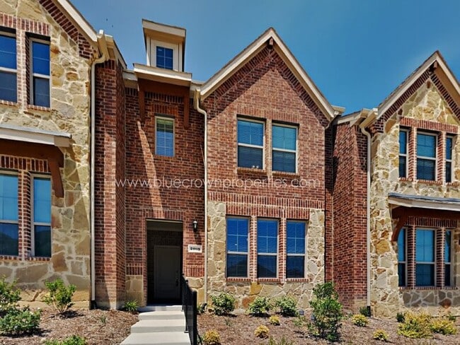 Building Photo - 2005 Buffalo Hill Dr