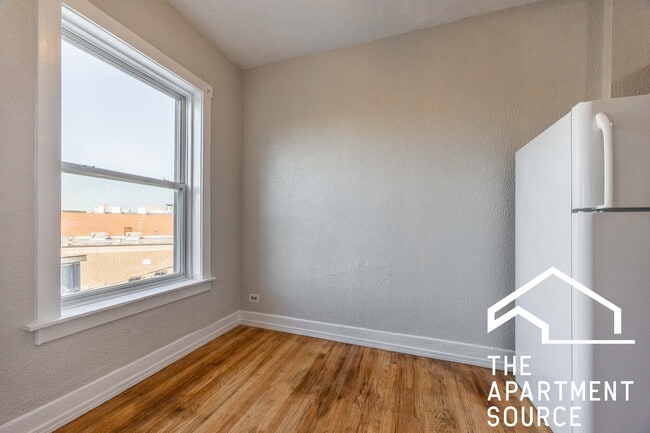 Photo - 2712 N Milwaukee Ave Unit 314