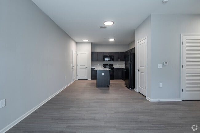 3BR, 2BA - 1,256