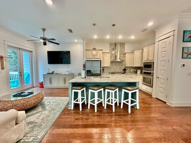 Photo - 18 E Milestone Dr