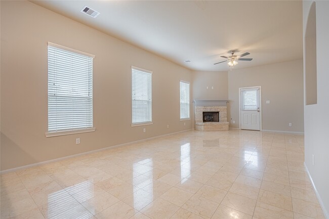 Photo - 28514 Lockeridge Springs Dr