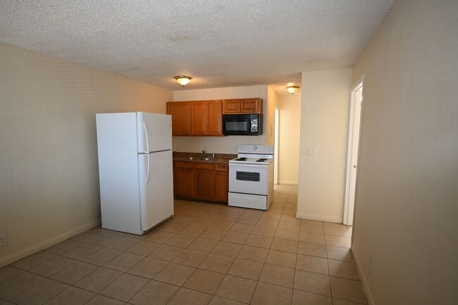 Photo - 3021 E Carey Ave Unit 5
