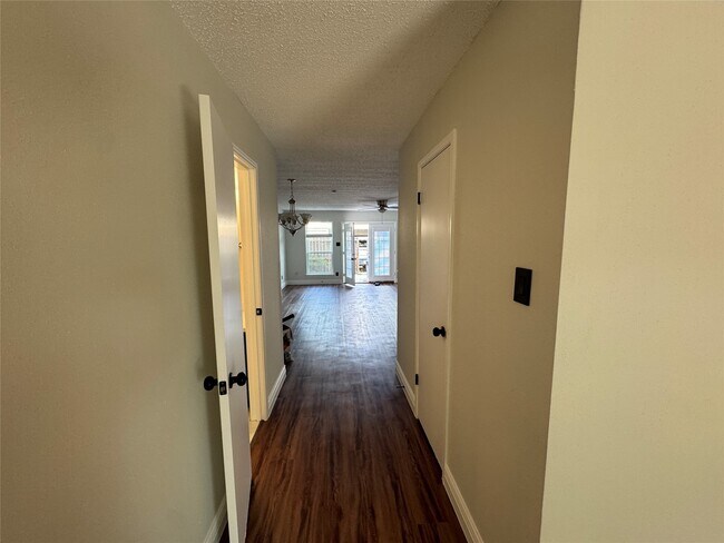 Photo - 6512 Kentwick Dr Unit True