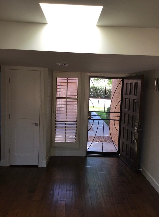 Photo - 8460 E Malcomb Dr