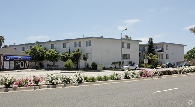 Building Photo - Redondo Apartments
