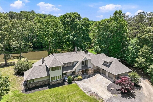 Photo - 3735 Smithtown Rd