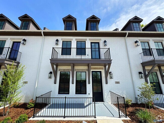 Building Photo - 705 Town Madison Blvd Rental