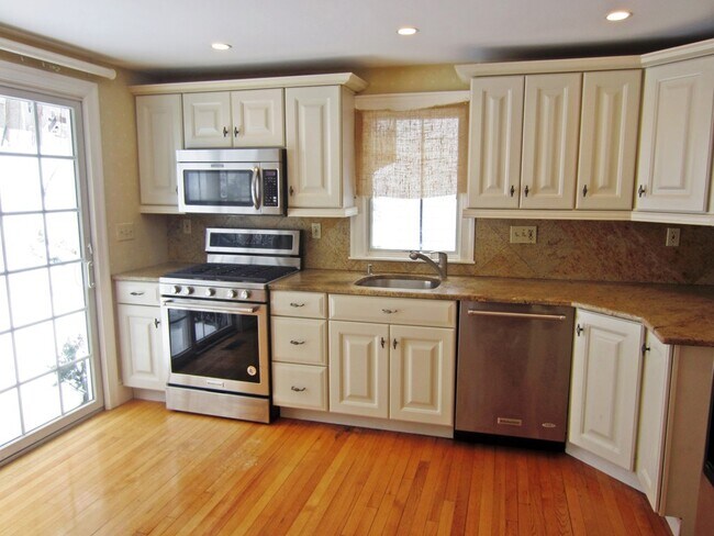 Photo - 125 Prospect St