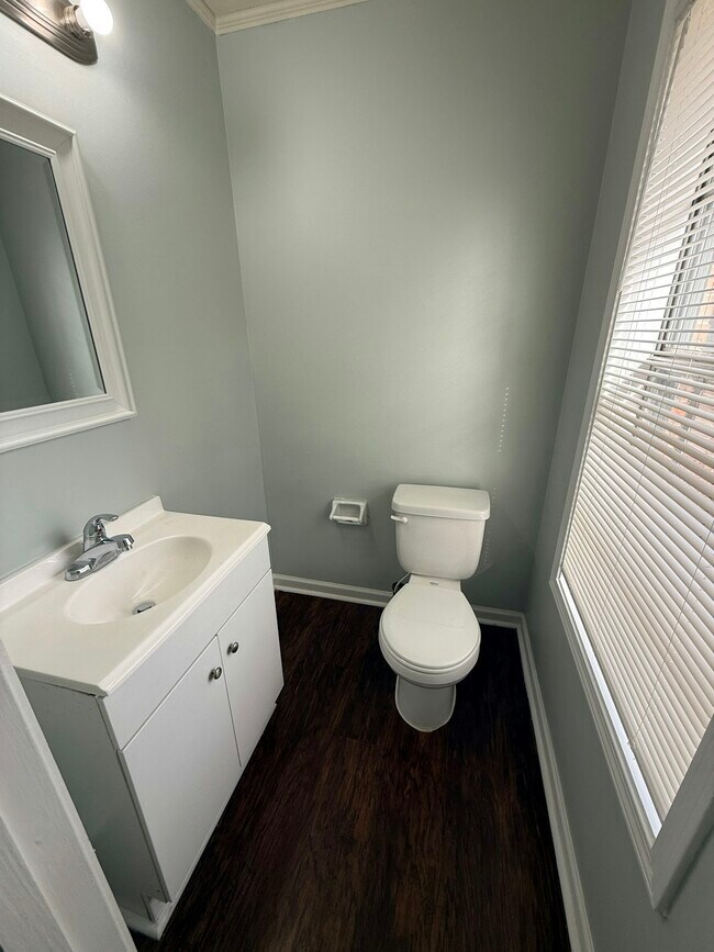 Photo - 4065 Haliburton St