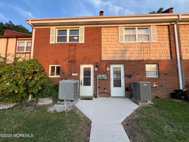 Photo - 15 Briar Mills Dr