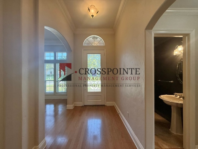 Photo - 1202 Riverbend Drive