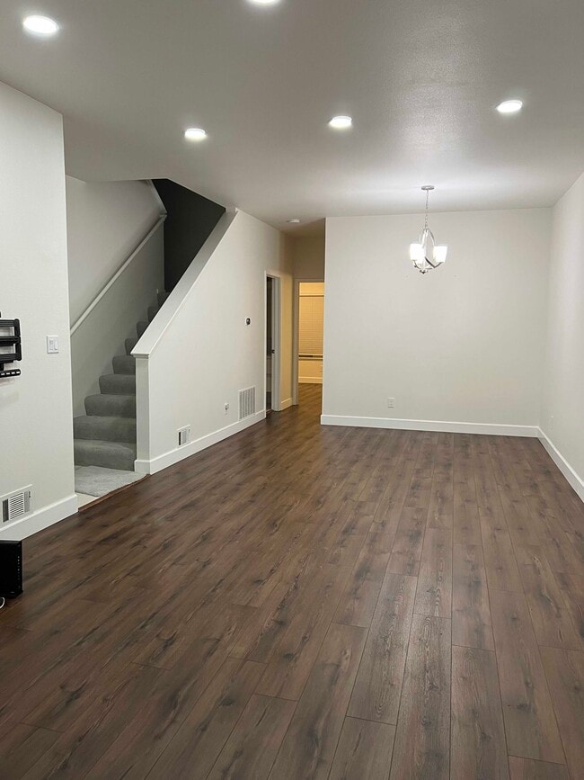 Photo - 175 Williams Ave