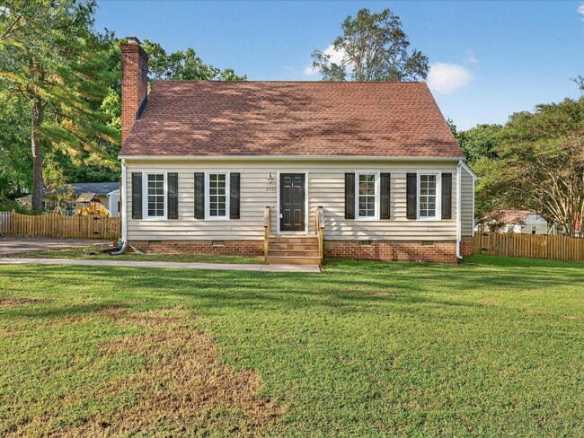 Photo - 3512 Castlebury Dr