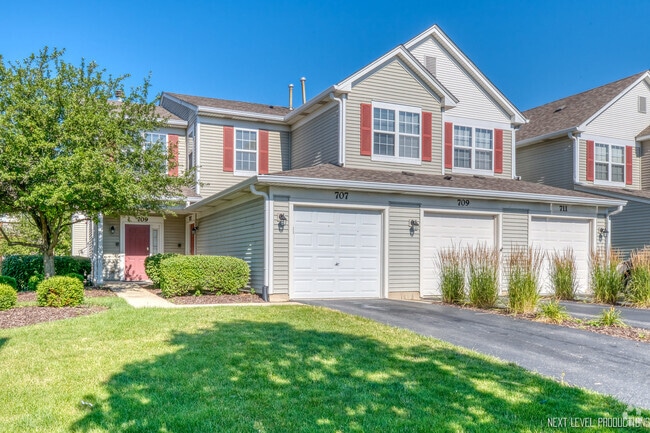 Building Photo - 707 Genesee Dr Rental
