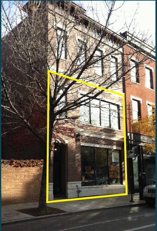 Primary Photo - 912 W Armitage Ave