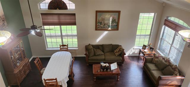 Photo - 809 Forest Hollow Dr