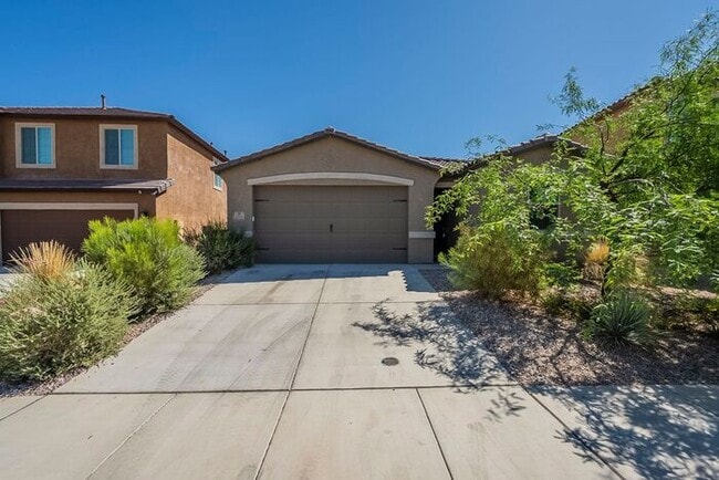 Bright & Stylish 3BR Home in La Estancia |... - Bright & Stylish 3BR Home in La Estancia |...