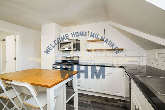 Photo - 7124 W Moltke Ave