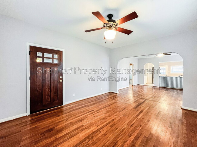 Photo - 4035 Michaux St