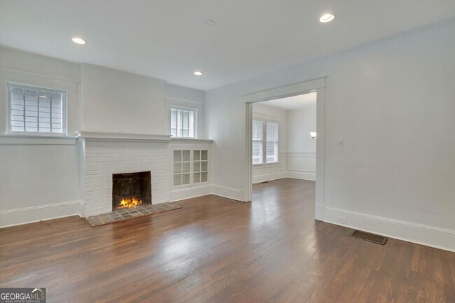 Photo - 860 Metropolitan Pkwy SW