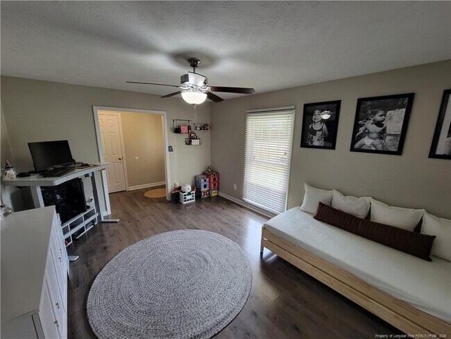 215 Haverhill Dr