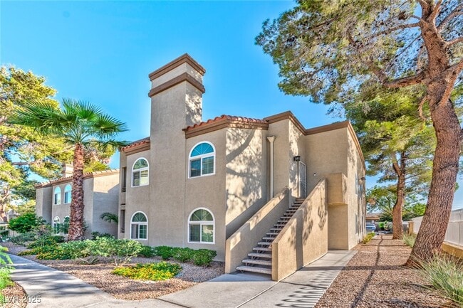 Photo - 3145 E Flamingo Rd Unidad 2068