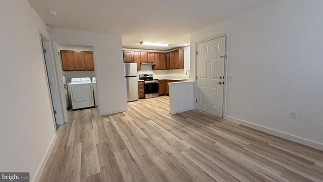 Photo - 38 Sequoia Dr