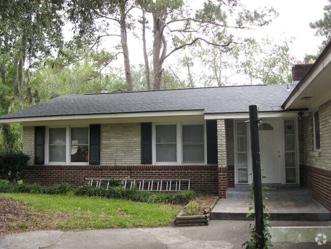 Building Photo - 5 Leach Dr Rental