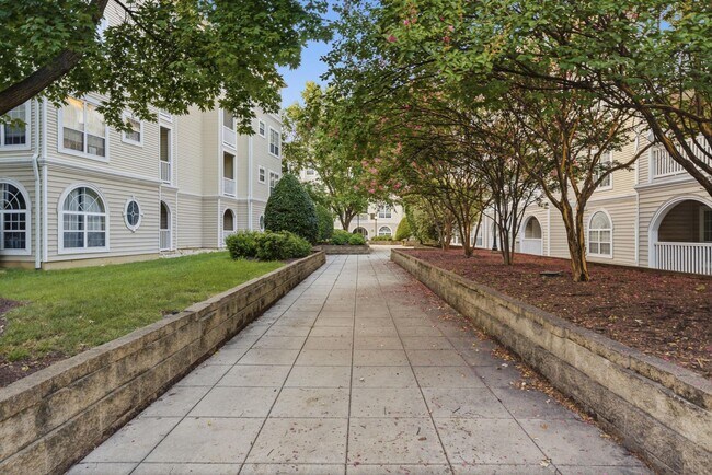 Photo - 4551 Strutfield Ln Unit 4403