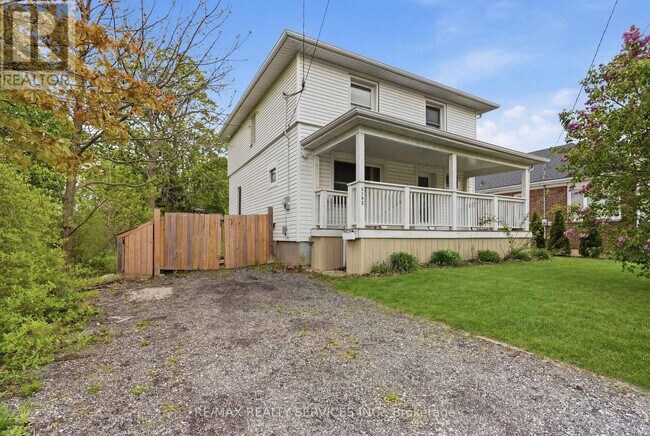 Photo - 5292 Bridge St