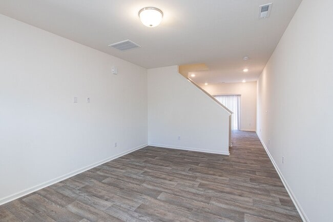 Photo - 7028 Duncan Acres Dr