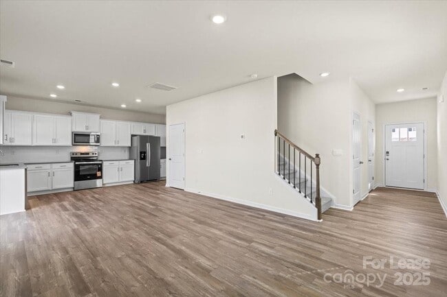 Photo - 1339 37th Ave Lane NE