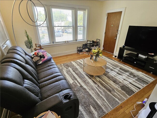 Photo - 7012 Forsyth Blvd Unidad 2W