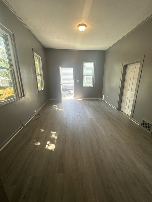 Photo - 2179 W 83rd St