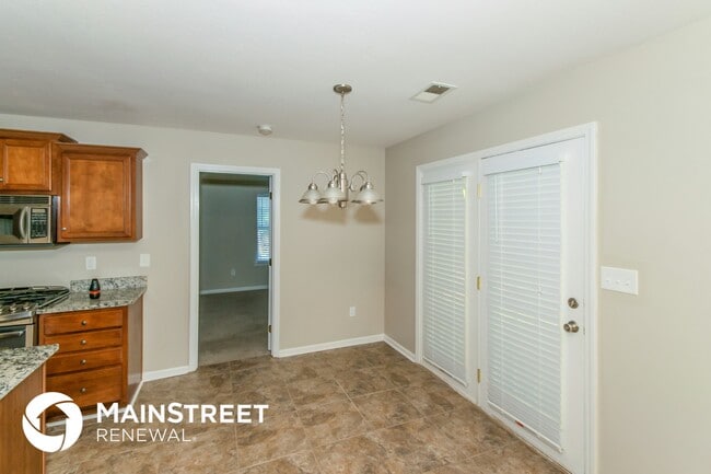 Photo - 601 Meriweather Dr